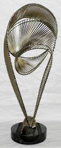 012016 BOB BENNETT BRONZE WIRE SCULPTURE H2081