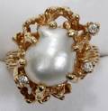 120012 14K GOLD FRESH WATER PEARL  DIAMOND RING