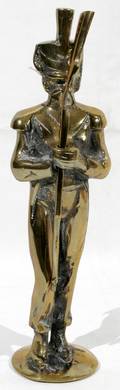 091118 ENGLISH BRASS FIGURE OF A STANDING SOLDIER