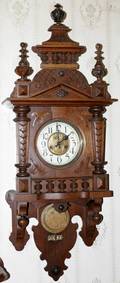 071131 CARVED OAK WALL CLOCK H40 W14 D68