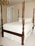 091210 SHERATON STYLE MAHOGANY FOURPOSTER BED