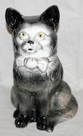 051215 STAFFORDSHIRE POTTERY FIGURE OF A CAT