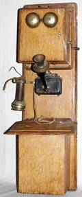 050172 ANTIQUE OAK TELEPHONE W10 L33