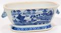 080202 CHINESE CANTON HAND PAINTED PORCELAIN TUREEN