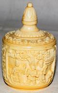 061273 CHINESE CARVED IVORY SNUFF BOTTLE H38