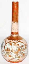 061254 JAPANESE KUTANI PORCELAIN BUD VASE H7