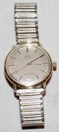 050262 OMEGA AUTOMATIC GOLD PLATE STEEL WRIST WATCH