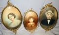070211 VICTORIAN OVAL GILT BRASS PICTURE FRAMES