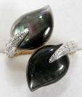 050419 14K GOLD DIAMOND  MOTHER OF PEARL RING