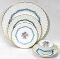 042377 MINTON BONE CHINA DINNERWARE 40 PIECES