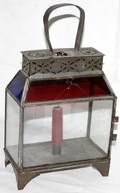 052477 AMERICAN TIN  CRACKLED GLASS LANTERN