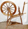 050476 AMERICAN PINE SPINNING WHEEL H38 W18 L37