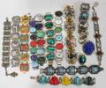 090542 COSTUME JEWELRY GROUPING 16 PCS