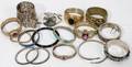 090535 COSTUME JEWELRY GROUPING 16 PCS
