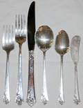 090019 ONEIDA STERLING DAMASK ROSE FLATWARE