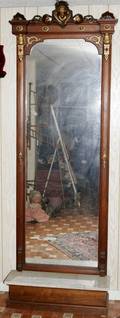 071033 VICTORIAN CARVED WALNUT PIER MIRROR  CONSOLE