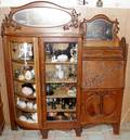 071029 AMERICAN OAK CURIO CABINETDESK C1900