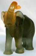 063450 DAUM ART GLASS ELEPHANT H8 W93