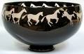 063403 CORREIA ART GLASS BOWL HORSE PATTERN H68