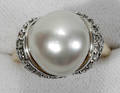 112071 GOLD  SOUTH SEA TAHITIAN PEARL  DIAMOND RING
