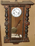 110093 VIENNESE WALNUT REGULATOR CLOCK