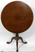 121255 QUEEN ANNE STYLE MAHOGANY ROUND TILTTOP TABLE