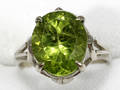 110236 PERIDOT  WHITE GOLD RING