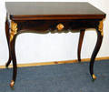 10236 ENGLISH MAHOGANY FLIPTOP CARD TABLE H 305