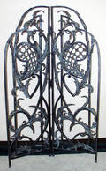 092192 WROUGHT IRON FLOOR SCREEN