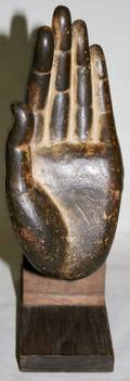 092212 BRONZE HAND OF BUDDHA H78 W3
