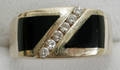 111457 YELLOW GOLD DIAMOND  ONYX GENTLEMANS RING
