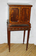 102344 REGENCY STYLE MAHOGANY CABINET
