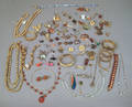 Group of miscellaneous costume jewelry