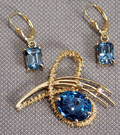 11317 YELLOW GOLD  BLUE TOPAZ PIN  EARRINGS