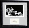 110409 PHOTOGRAPH  AUTOGRAPH OF FAYE RAY KING KONG