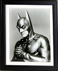 110391 PHOTO  AUTOGRAPH OF GEORGE CLOONEY BATMAN