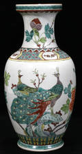 091354 CHINESE PORCELAIN VASE