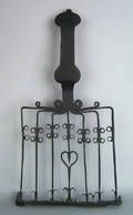 Wrought iron griddle early 19th c