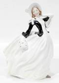 122615 ROYAL DOULTON PORC FIGURINE AUTUMN BREEZES