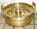111706 BRASS RICE COOKER W PIERCED COVER