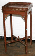 120620 CHIPPENDALE STYLE MAHOGANY STAND W SQUARE TOP