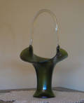 122055 FAVRILE HAND BLOWN GLASS BASKET H 15 34