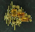 122050 18KT GOLD CITRINE QUARTZ  DIAMOND BROOCH