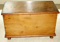 101060 PINE BLANKET CHEST