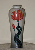 092055 POTTERY VASE POPPIES
