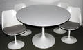 090005 SAARINEN BY KNOLL TABLE  CHAIRS