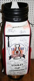 050144 RED WINGS 1998 CHAMPIONS SIGNED GOLF BAG