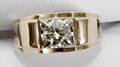 062230 MANS 14KT GOLD  106CT DIAMOND RING