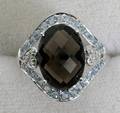 050286 5CT SMOKY QUARTZ 9CT BLUE TOPAZ  GOLD RING