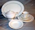 050260 WEDGWOOD SIGNET PORCELAIN DINNER SERVICE